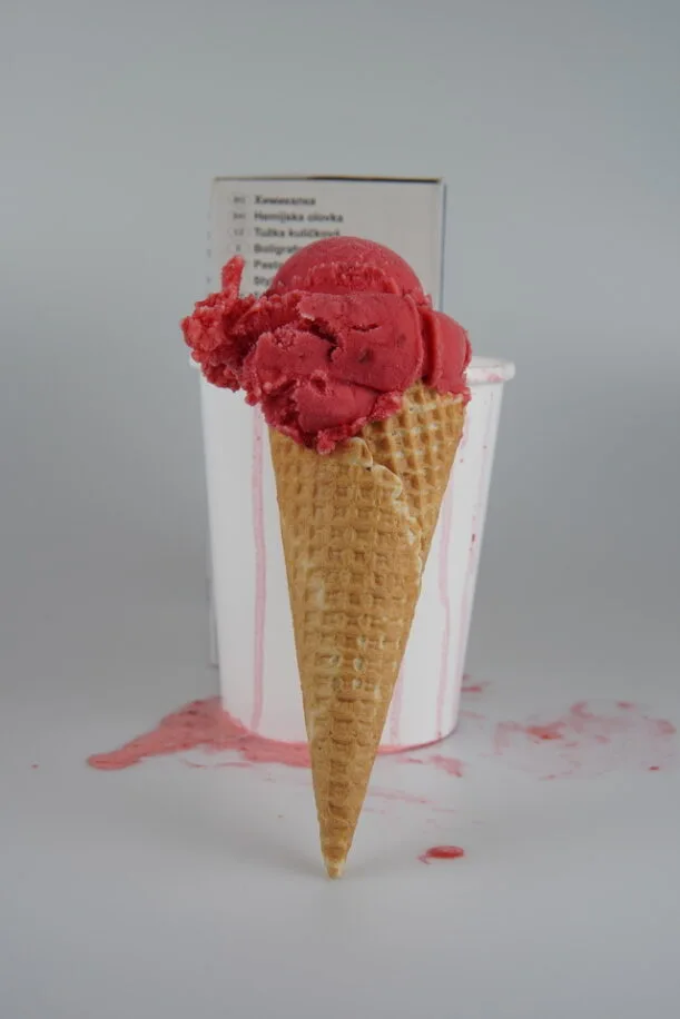 Bild von Eiswaffel mit Becher